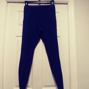 Old Navy Active leggings.
